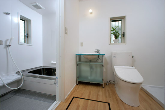 お風呂 洗面 トイレをまとめて コンパクトに使いやすくリフォーム 東京のリフォーム事例